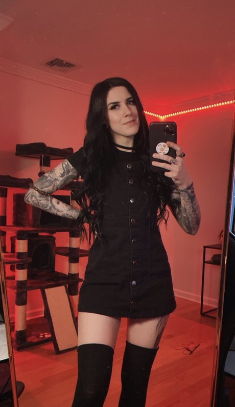 MsKILLIONAIRE beautiful pornstar galleries