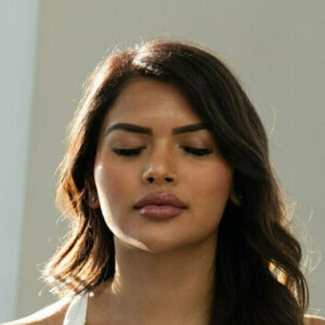 YogawithTaz nude actress image