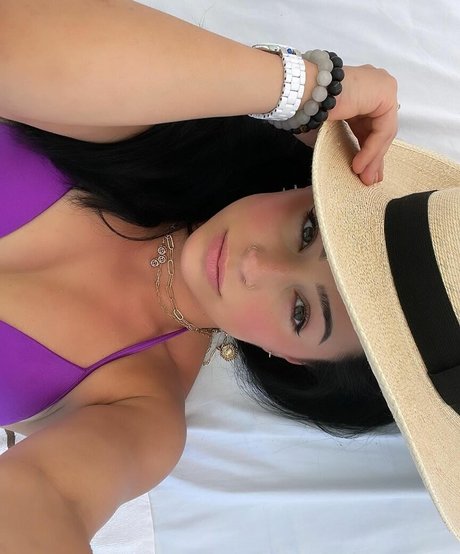 Kat Corrao adult model image