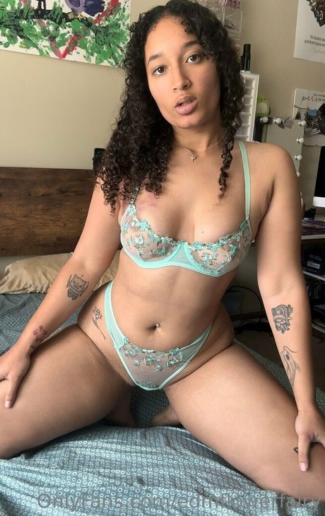 EDMFlowerFairy model beautiful galleries