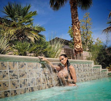 realmandybright sexy model pic