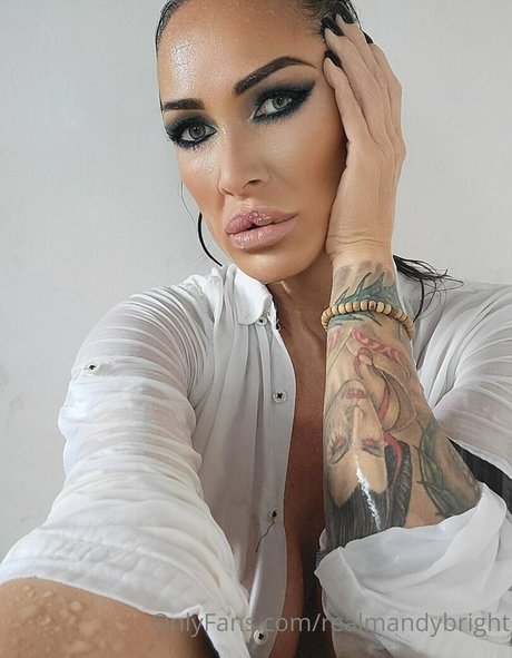 realmandybright nudes actress image