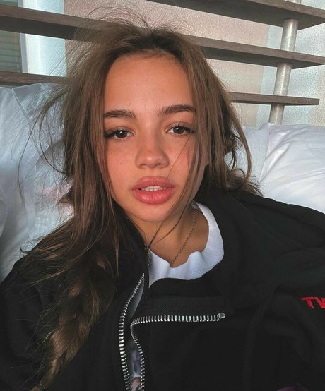 Valya Karnaval star sex photos