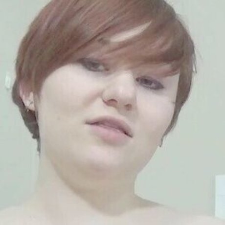 Curvy Elvish Girl beautiful pornstar img