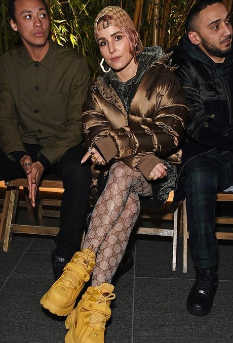 Noomi Rapace Profile pic