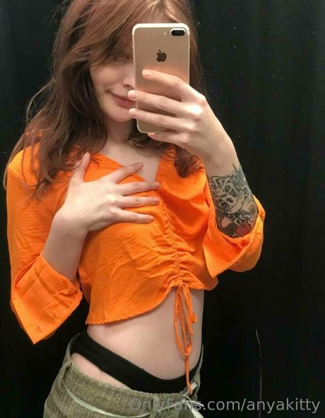 anyakitty art star pics