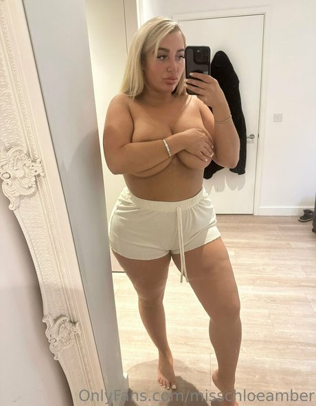 Misschloeamber exclusive star picture