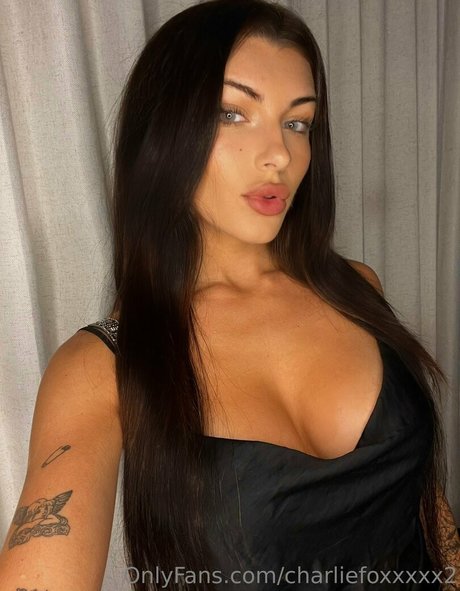 charliefoxxxxx2 pornstar pretty galleries