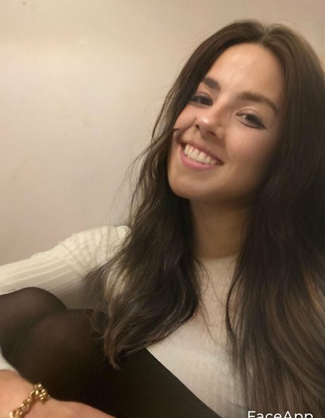 aussiesis model beautiful pictures