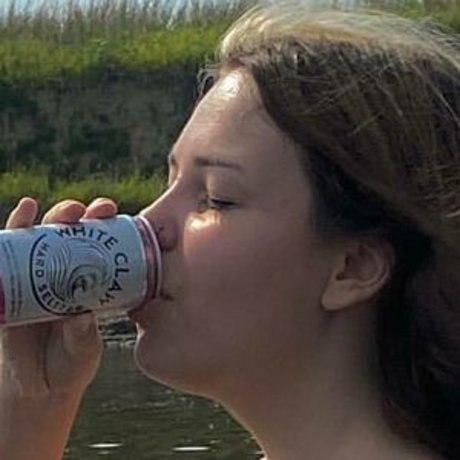 Taell pornstar naked photos