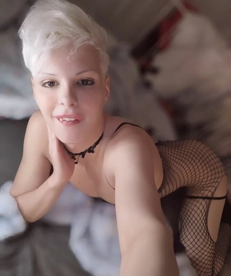 Blonditwink nudes star photo