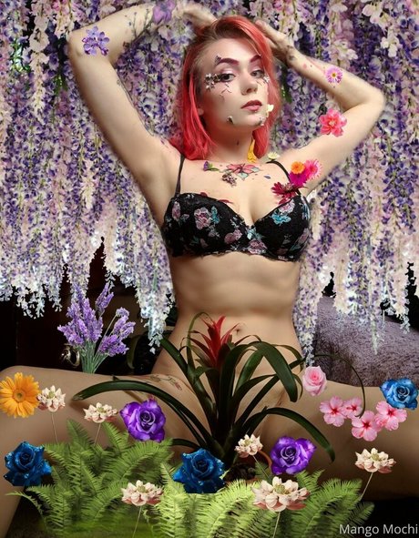 maeeparfait adult star pictures