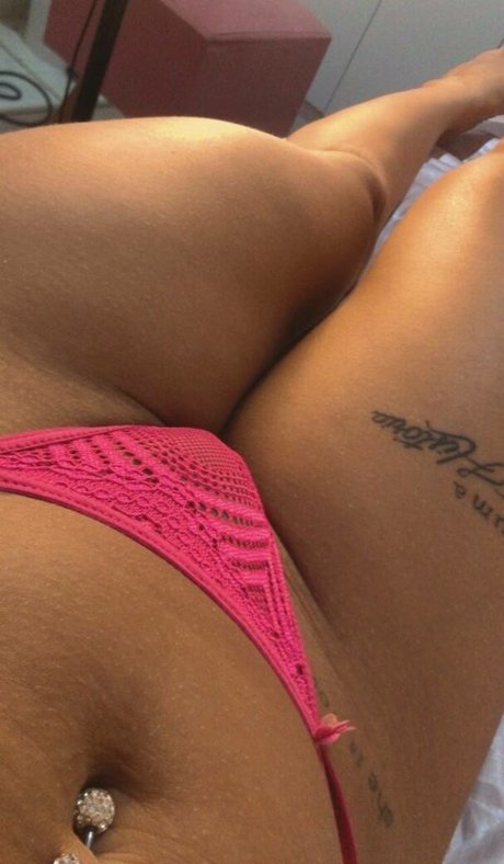 Fernandasoelaz erotic pornstar images