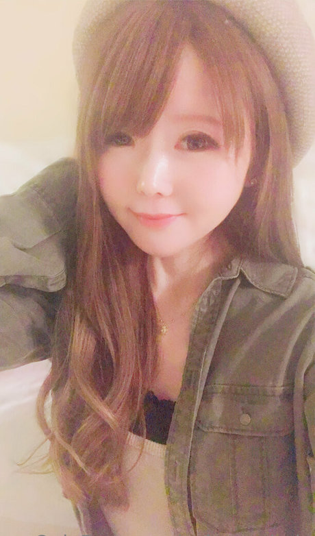 yui peachpie hd model picture