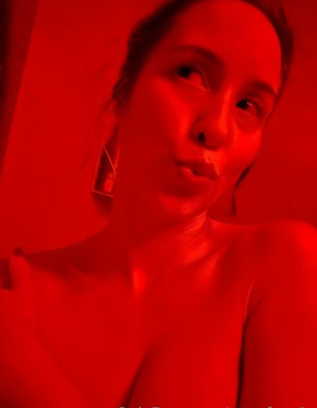 allaboutanny star naked pictures