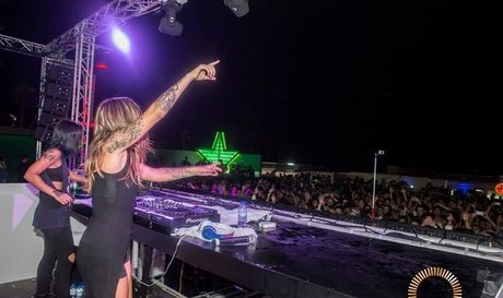 Krewella naked model gallery