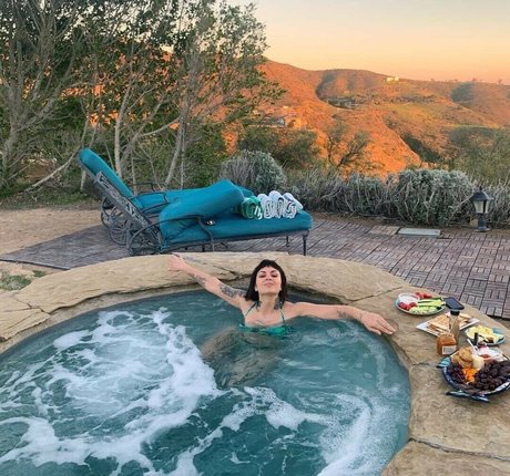 Krewella nice pornstar gallery