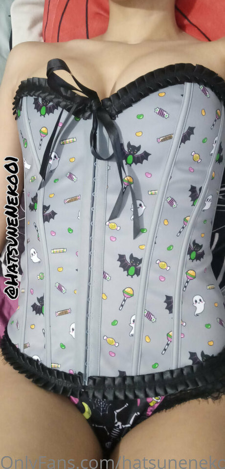 Hatsuneneko01 model hot pics