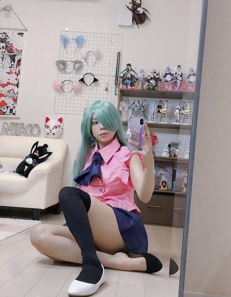 nikodark model top img