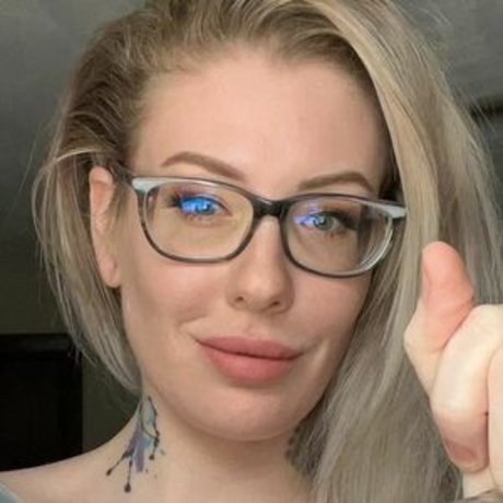 Sarah Karuna Satori pornstar art photos