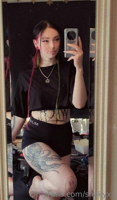 shakyxx star naked pictures