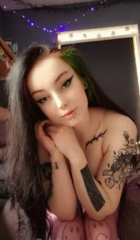 shakyxx exclusive model photos