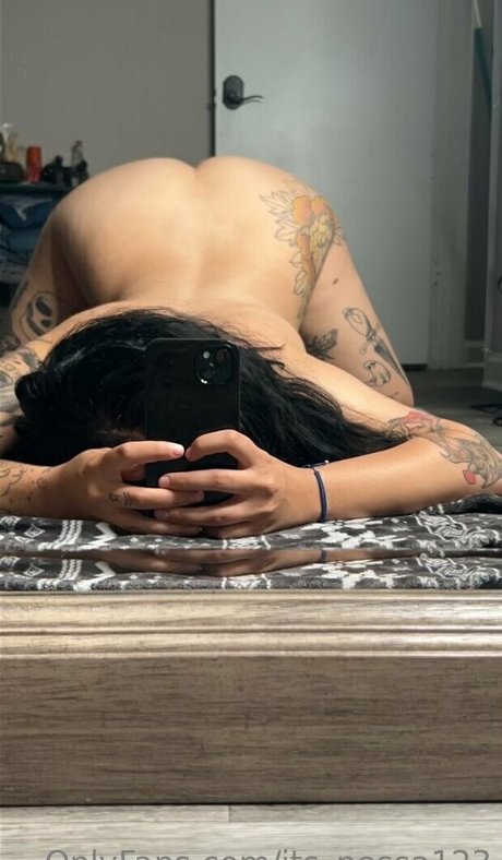 its nessa123 star nude picture