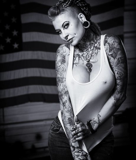 Pixta perfect actress img