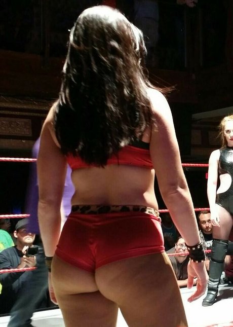 Ivelisse Velez model naked gallery