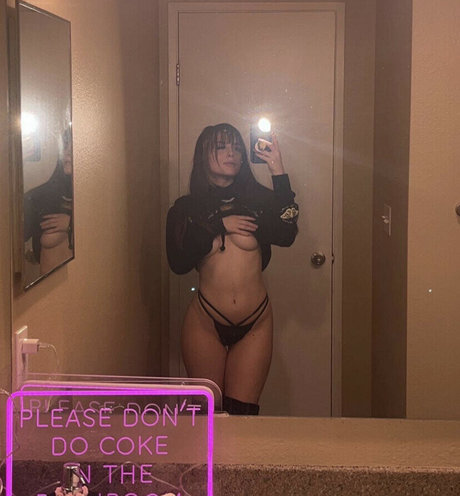 Callmerai star sexy pictures