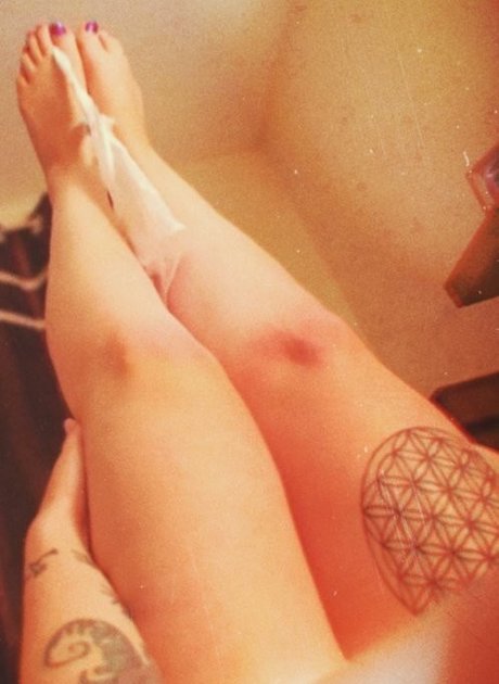 Anunna Healing sexy model archive