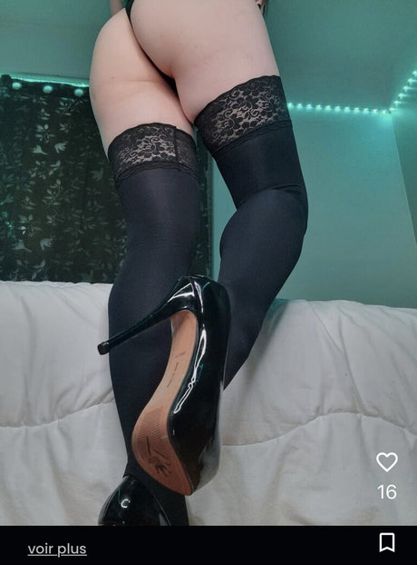 makicuty star naked archive