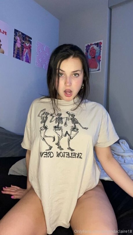 amandaclaire18 hot actress galleries