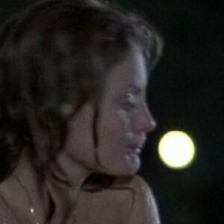 Beverly D Angelo hot model pic