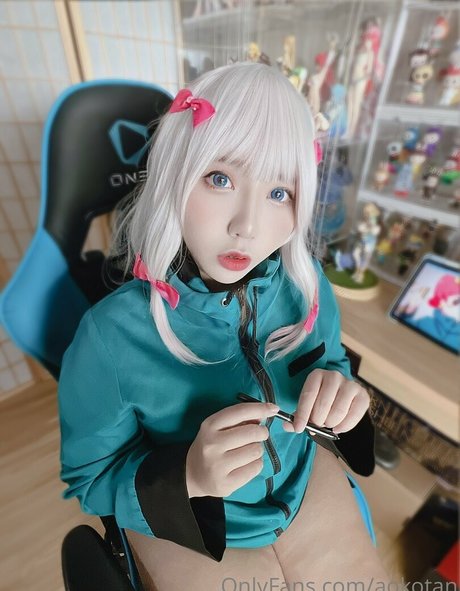 Aokotan nude star photo