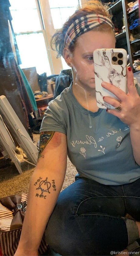 kristieconner star nudes picture