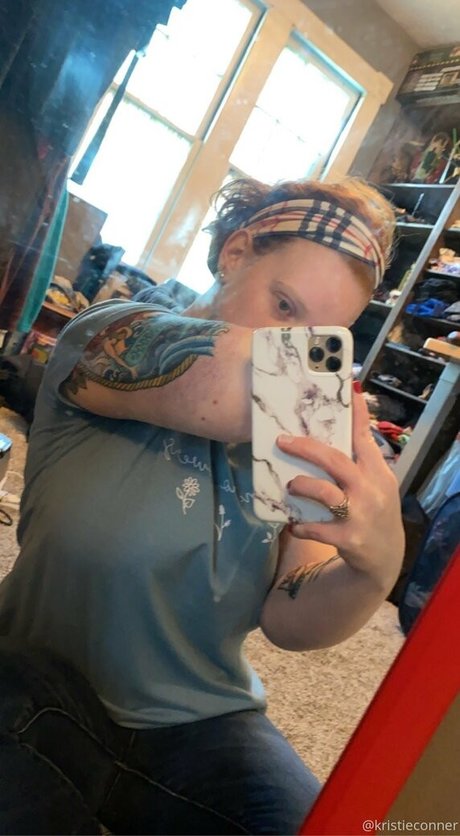 kristieconner pornographic model picture