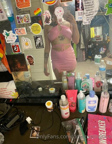 ddisgustingtxre erotic actress galleries