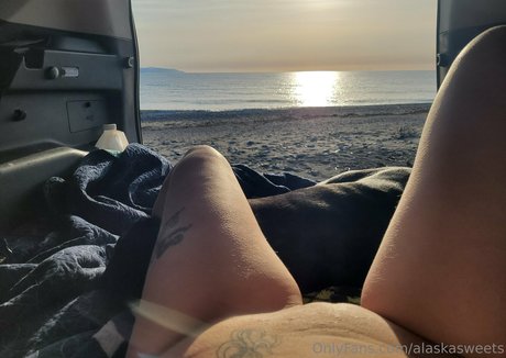 alaskasweets sex star photos