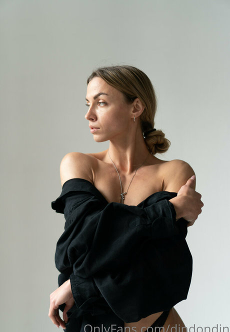 dindondin pornographic actress picture