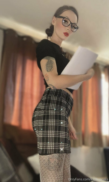 Kaykupcake exclusive model photo