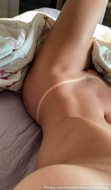 Amanda Medeiros star archive