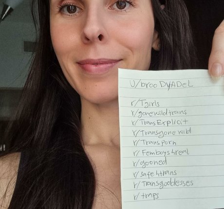 Bambi Hou best star images