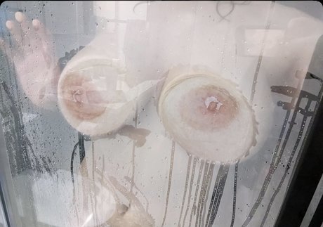 LunariDonna best pornstar img