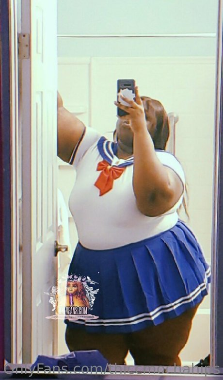 thiccmochahips pornstar sexy picture