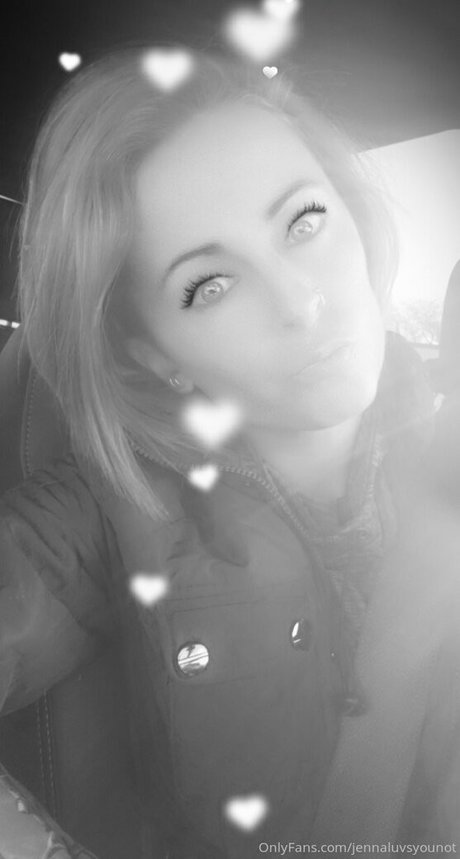 jennaluvsyounot naked star image