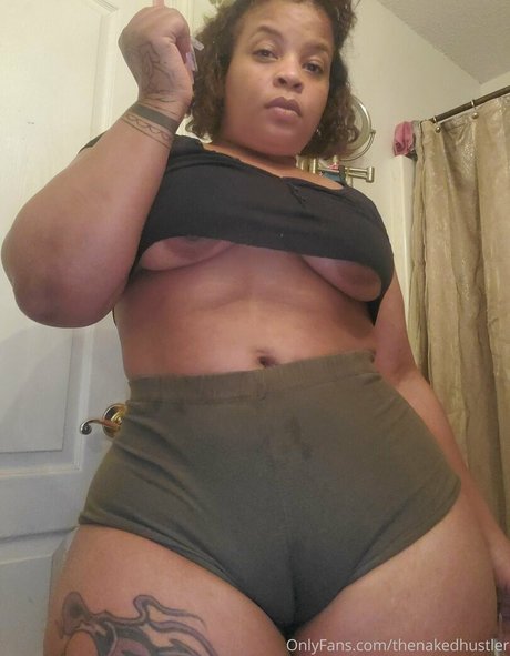 thenakedhustler star exclusive picture