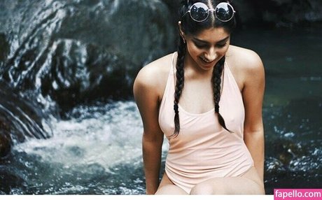 Iman Moosa erotic star image