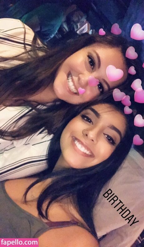 Iman Moosa model art galleries