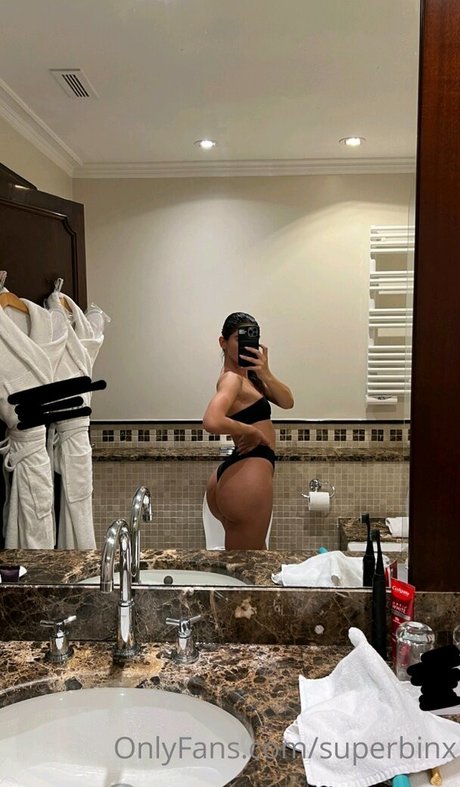 Superbinx model free photos